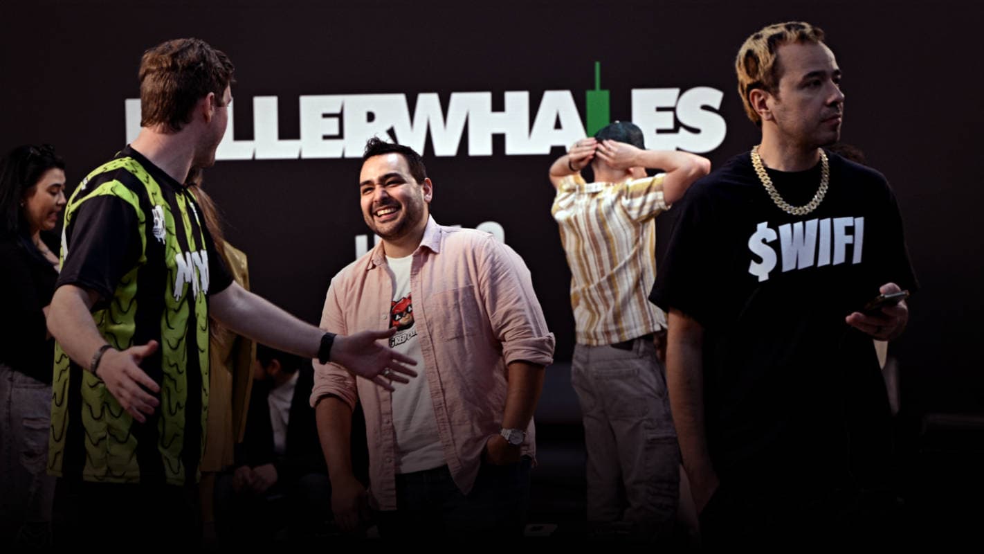 HELLO Club Holders Hero Background